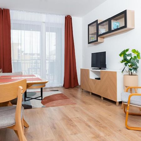 Westside Apartments By Urbanrent Budapest Luaran gambar