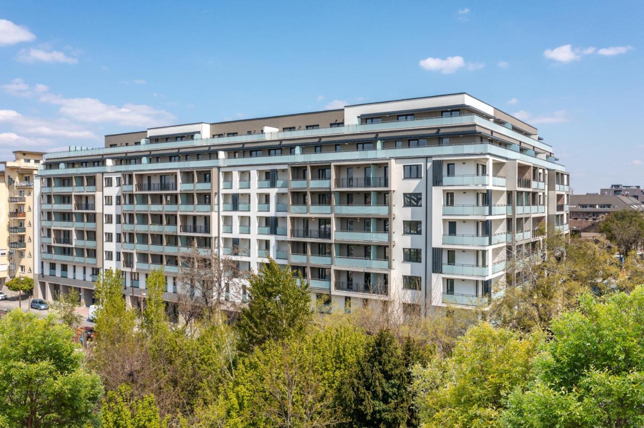 Westside Apartments By Urbanrent Budapest Luaran gambar