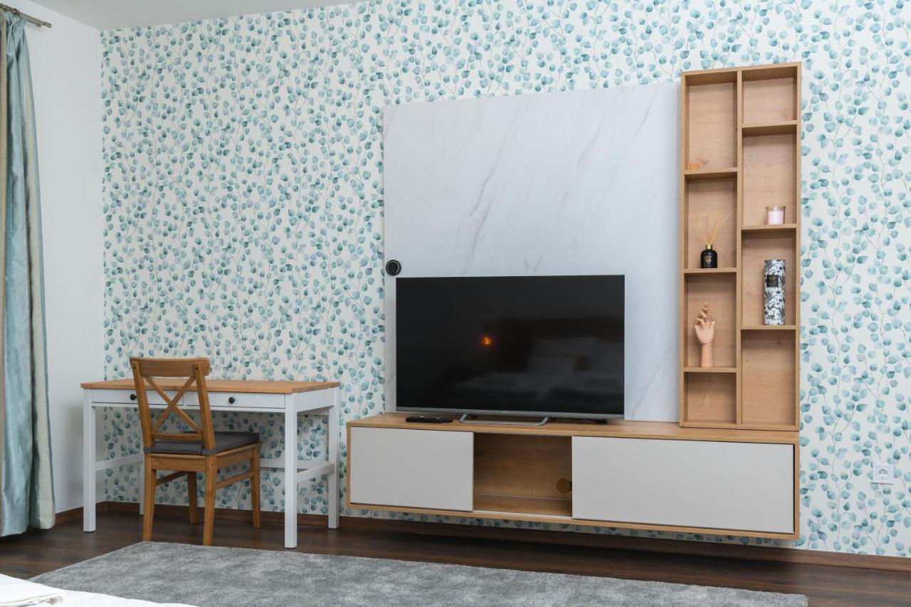 Westside Apartments By Urbanrent Budapest Luaran gambar