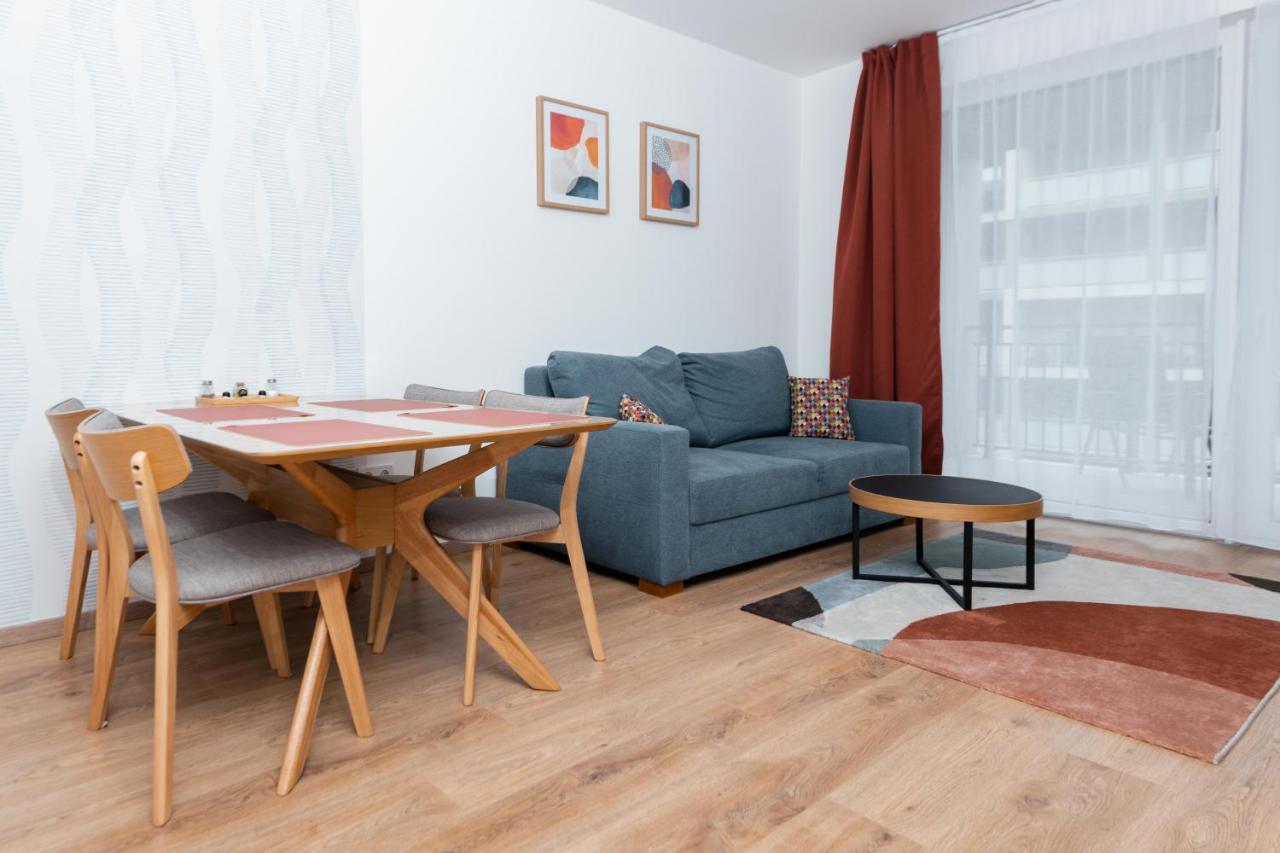 Westside Apartments By Urbanrent Budapest Luaran gambar