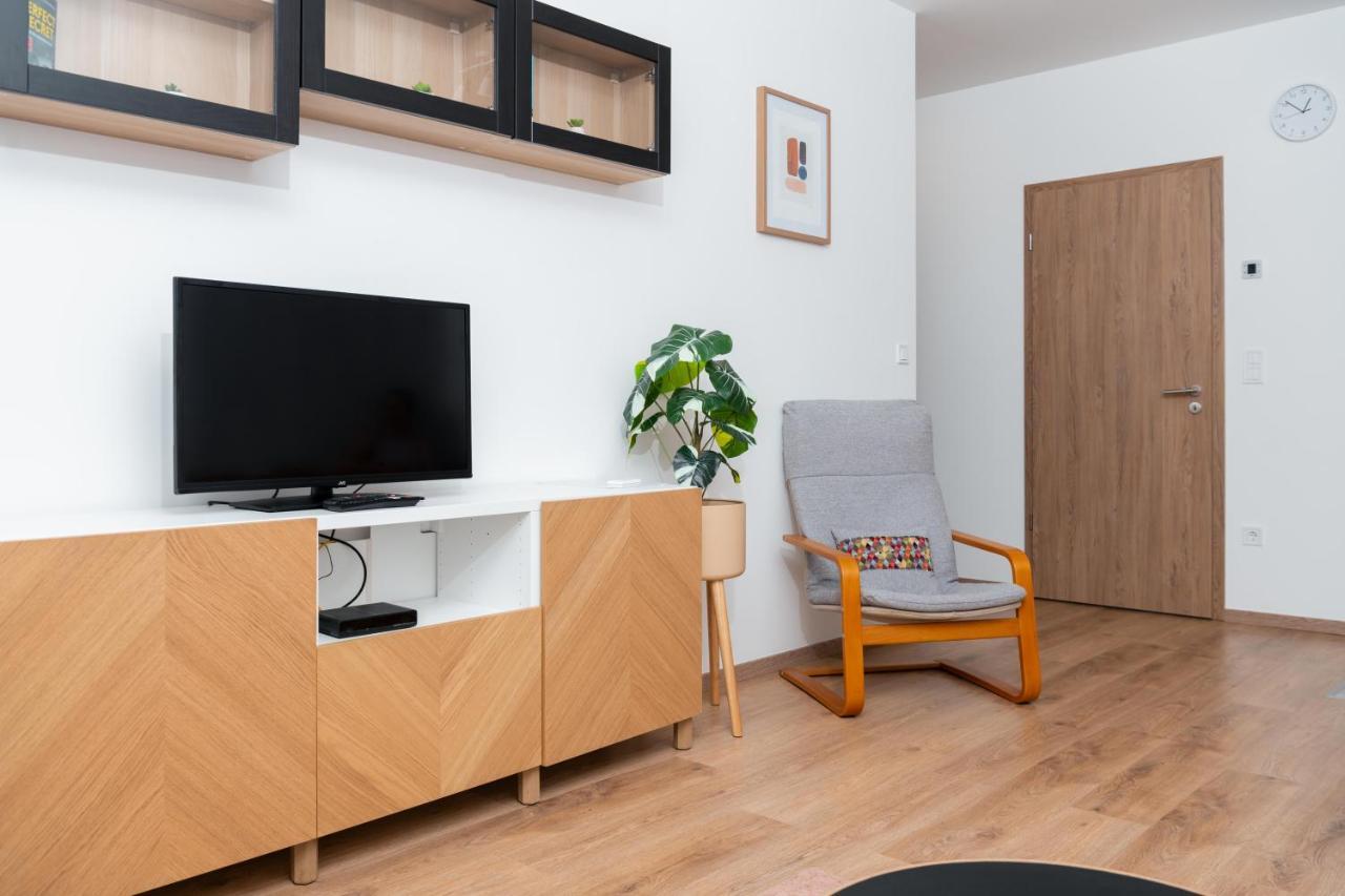 Westside Apartments By Urbanrent Budapest Luaran gambar
